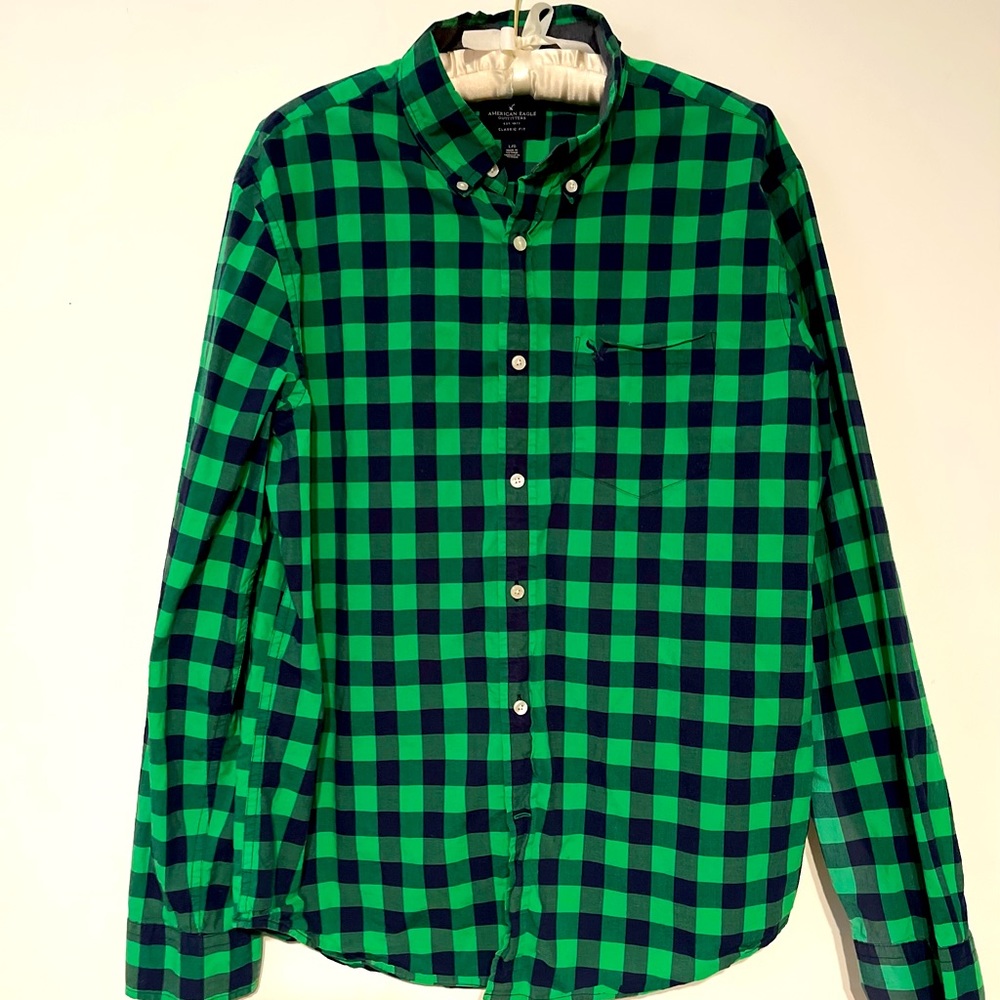 AEO BUFFALO PLAID BUTTON DOWN OXFORD